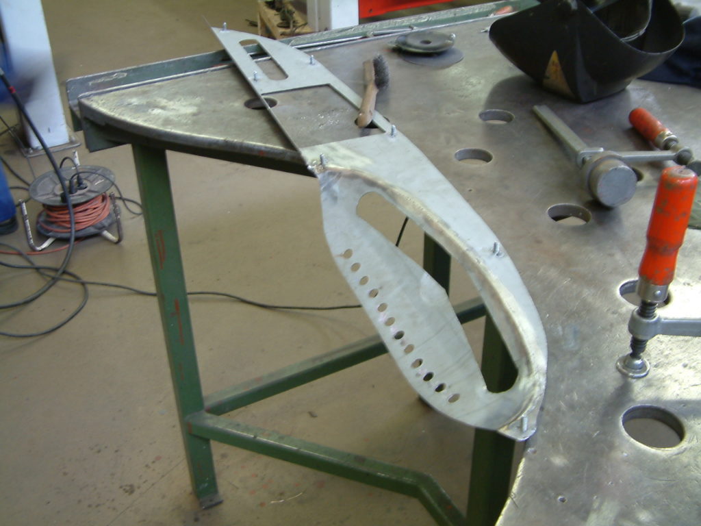 The first step of the restoration of a Fiat 2300S Coupe dashboard